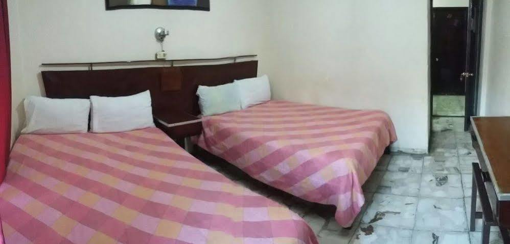 Hotel Colon De זאקאטקאס מראה חיצוני תמונה